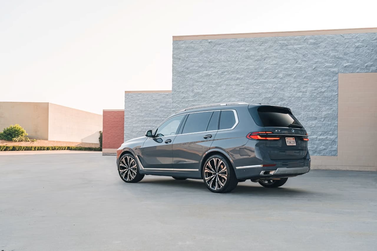 2023 BMW X7 Used Review Near Indianapolis | Luxury SUV Value