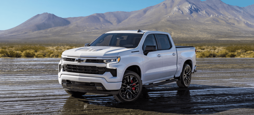 Silverado 1500 vs Rivals: Comfort and Tech Compared